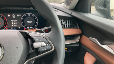 Skoda Superb 2.0 TDI SE L 5dr DSG Diesel Hatchback